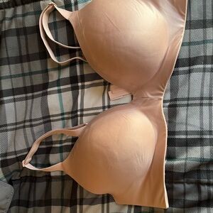 Victoria's Secret Smooth Nude Pink T-Shirt Bra